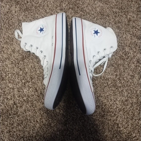 Converse men size 9.5, or 11.5 women Chuck Taylor All Star 70 High Parchment. - Picture 10 of 12